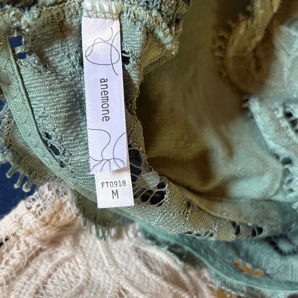 Lace Bralette Set - Sage Green and Cream - Picture 5 of 5